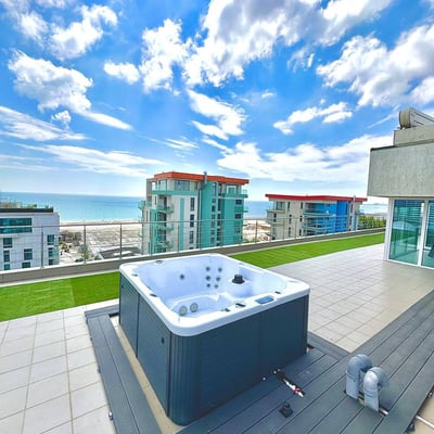 Rent of a comfortable 3-room penthouse, 85 m², Mamaia, Constanța, Romania